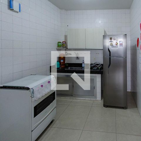 Apartamento à venda com 130m², 3 quartos e 2 vagas Apartamento à venda com 130m², 3 quartos e 2 vagasCozinha