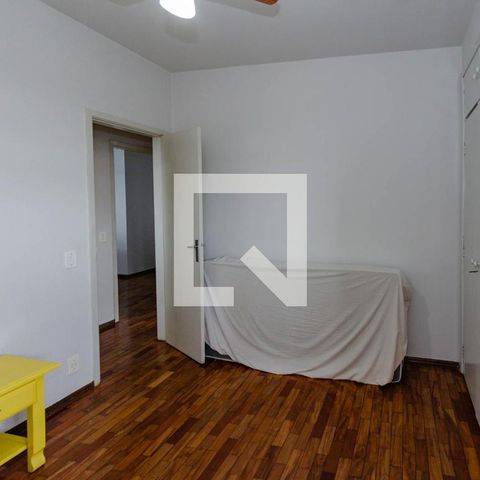 Apartamento à venda com 130m², 3 quartos e 2 vagas Apartamento à venda com 130m², 3 quartos e 2 vagasQuarto 1