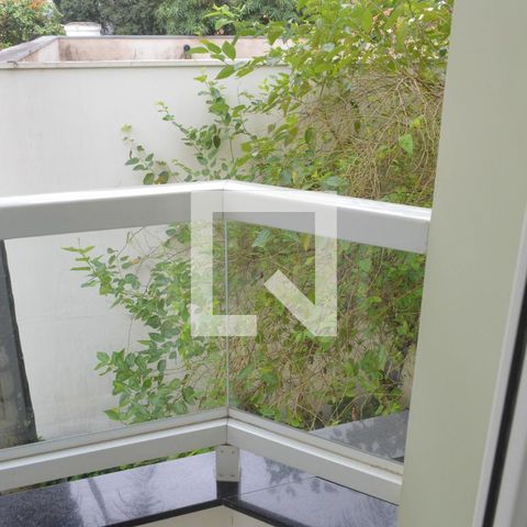 Casa para alugar com 470m², 3 quartos e 5 vagasSacada da Suíte 1