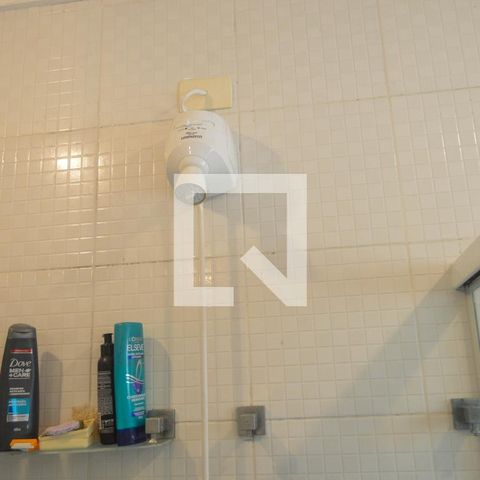 Casa para alugar com 470m², 3 quartos e 5 vagasBanheiro da Suíte 1