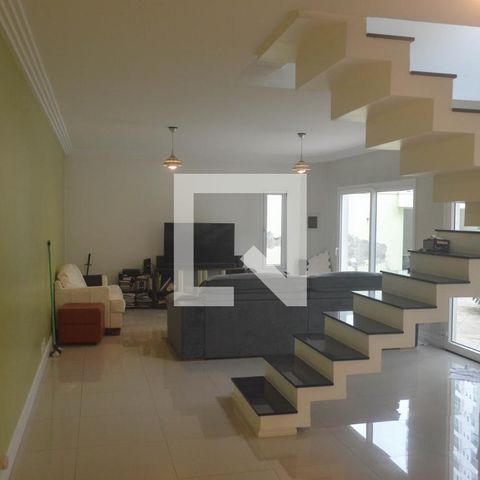 Casa para alugar com 470m², 3 quartos e 5 vagasSala