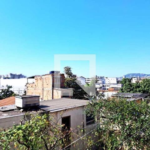 Casa à venda com 70m², 4 quartos e sem vaga