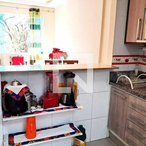 Casa à venda com 70m², 4 quartos e sem vaga