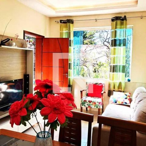 Casa à venda com 70m², 4 quartos e sem vaga