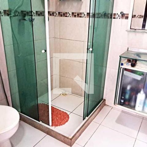 Casa à venda com 70m², 4 quartos e sem vaga