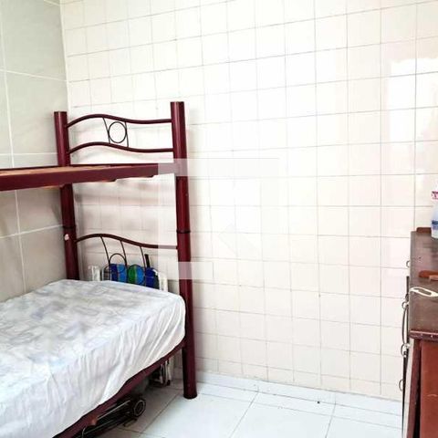 Casa à venda com 70m², 4 quartos e sem vaga