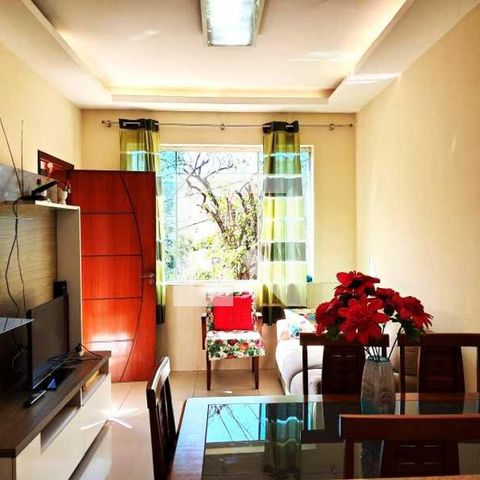 Casa à venda com 70m², 4 quartos e sem vaga