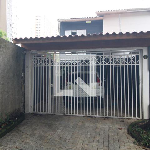 Casa à venda com 150m², 3 quartos e 2 vagasFachada