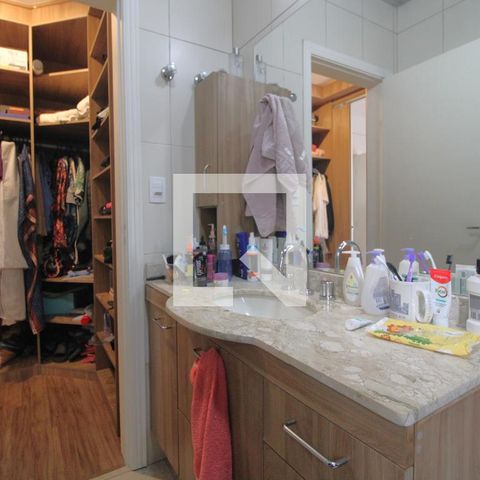 Casa à venda com 150m², 3 quartos e 2 vagasBanheiro do Quarto 1