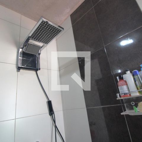 Casa à venda com 150m², 3 quartos e 2 vagasBanheiro do Quarto 1