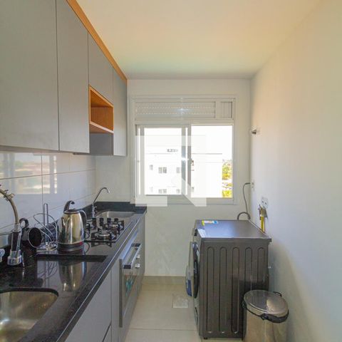 Apartamento para alugar com 45m², 2 quartos e 1 vaga Apartamento para alugar com 45m², 2 quartos e 1 vagaCozinha e Área de Serviço