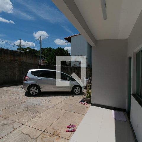Casa à venda com 360m², 3 quartos e 3 vagas Casa à venda com 360m², 3 quartos e 3 vagasVaranda Sala