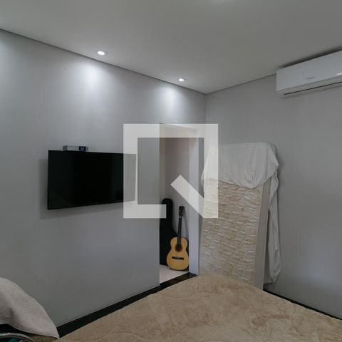 Casa à venda com 360m², 3 quartos e 3 vagas Casa à venda com 360m², 3 quartos e 3 vagasSuíte