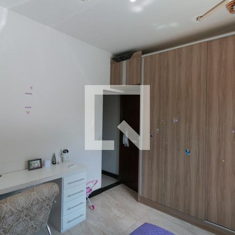 Casa à venda com 360m², 3 quartos e 3 vagas Casa à venda com 360m², 3 quartos e 3 vagasQuarto 1
