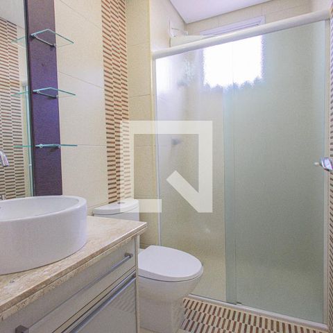 Apartamento para alugar com 187m², 2 quartos e 4 vagas Apartamento para alugar com 187m², 2 quartos e 4 vagasBanheiro