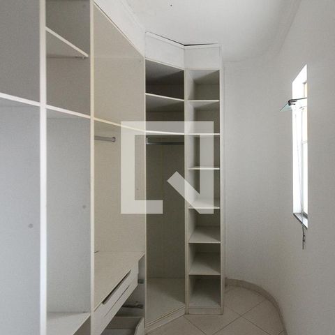 Casa à venda com 260m², 3 quartos e 2 vagasQuarto 2