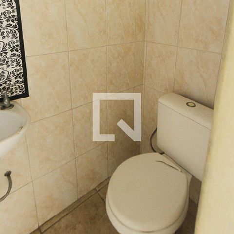 Casa à venda com 260m², 3 quartos e 2 vagasLavabo