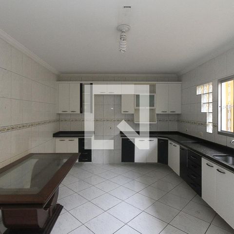 Casa à venda com 260m², 3 quartos e 2 vagasCozinha