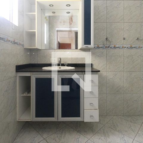 Casa à venda com 260m², 3 quartos e 2 vagasBanheiro do Quarto 2