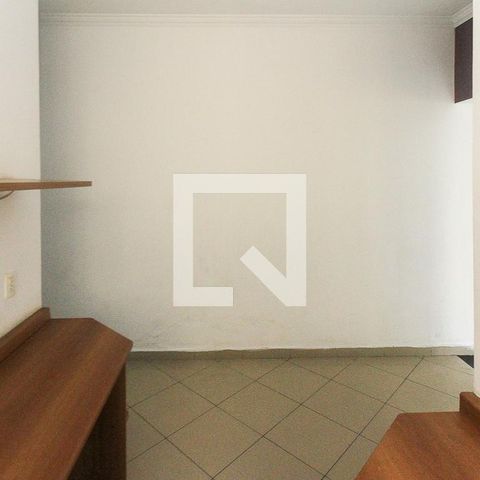 Casa à venda com 260m², 3 quartos e 2 vagasEscritório