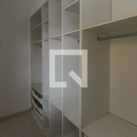Casa à venda com 260m², 3 quartos e 2 vagasQuarto 2