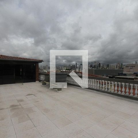 Casa à venda com 260m², 3 quartos e 2 vagasTerraço