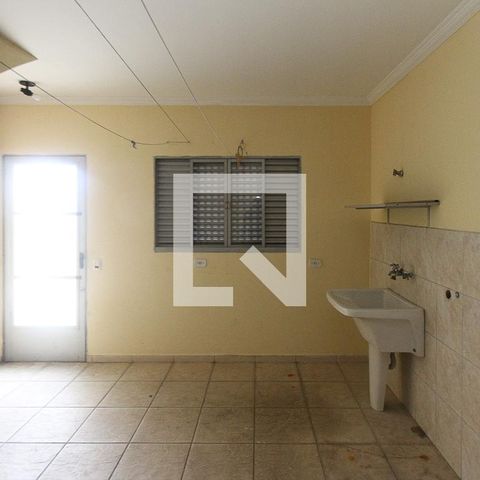 Casa à venda com 260m², 3 quartos e 2 vagasÁrea de Serviço