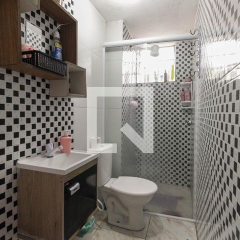 Apartamento à venda com 44m², 2 quartos e 1 vaga Apartamento à venda com 44m², 2 quartos e 1 vagaBanheiro