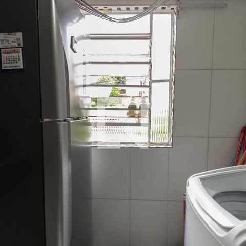 Apartamento à venda com 44m², 2 quartos e 1 vaga Apartamento à venda com 44m², 2 quartos e 1 vagaÁrea de Serviço