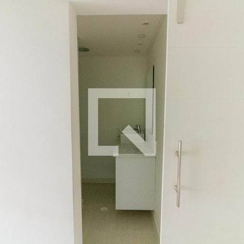Apartamento à venda com 236m², 3 quartos e 1 vagaBanheiro da Suíte