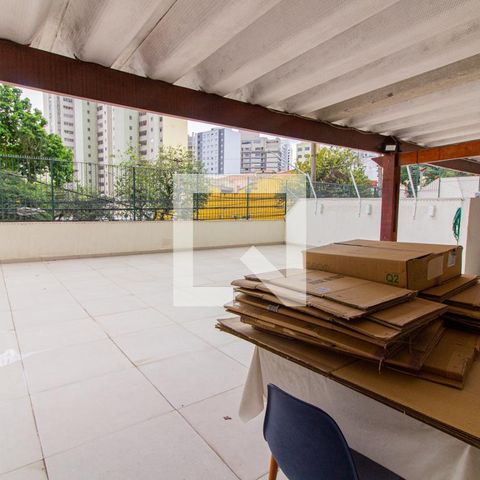 Apartamento à venda com 236m², 3 quartos e 1 vagaÁrea de Serviço / Varanda