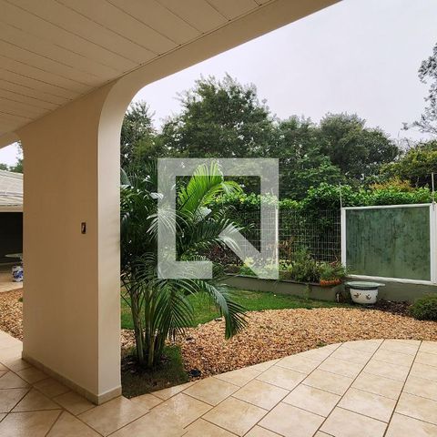 Casa de condomínio à venda com 400m², 4 quartos e 6 vagas Casa de condomínio à venda com 400m², 4 quartos e 6 vagasQuintal