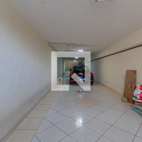 Casa à venda com 275m², 3 quartos e 4 vagas Casa à venda com 275m², 3 quartos e 4 vagasGaragem