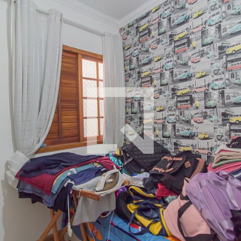 Casa à venda com 275m², 3 quartos e 4 vagas Casa à venda com 275m², 3 quartos e 4 vagasSuite 2