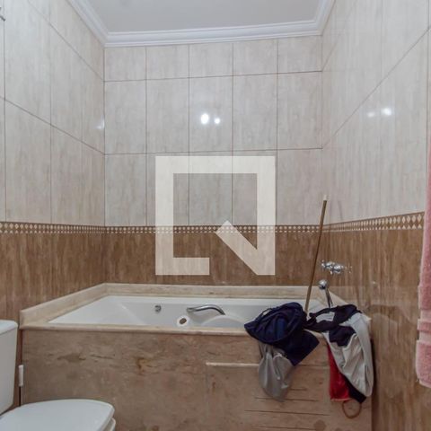 Casa à venda com 275m², 3 quartos e 4 vagas Casa à venda com 275m², 3 quartos e 4 vagasBanheiro da Suite 1