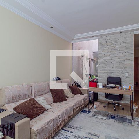 Casa à venda com 275m², 3 quartos e 4 vagas Casa à venda com 275m², 3 quartos e 4 vagasSala