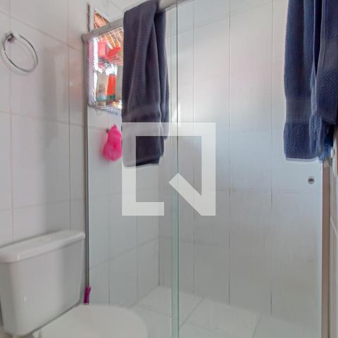 Casa à venda com 275m², 3 quartos e 4 vagas Casa à venda com 275m², 3 quartos e 4 vagasBanheiro da Suite 3