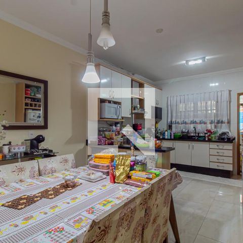 Casa à venda com 275m², 3 quartos e 4 vagas Casa à venda com 275m², 3 quartos e 4 vagasCozinha