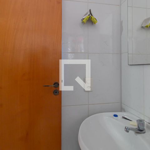 Casa à venda com 275m², 3 quartos e 4 vagas Casa à venda com 275m², 3 quartos e 4 vagasBanheiro da Suite 3