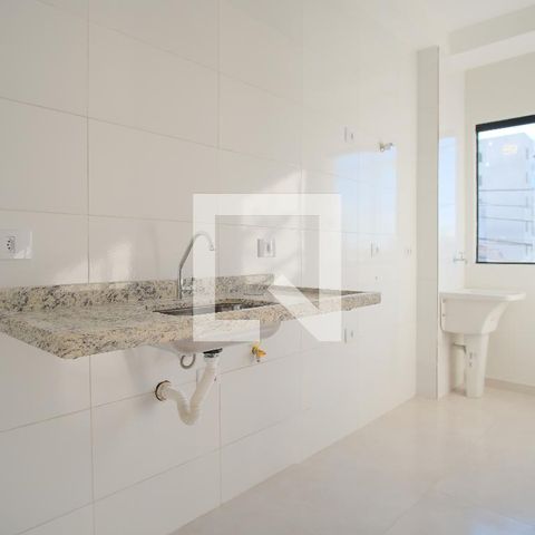 Apartamento à venda com 45m², 2 quartos e 1 vagaSala/Cozinha