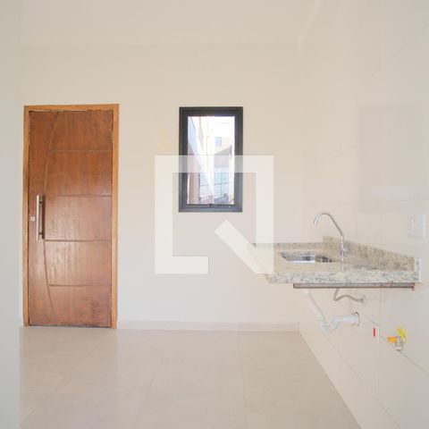 Apartamento à venda com 45m², 2 quartos e 1 vagaSala/Cozinha