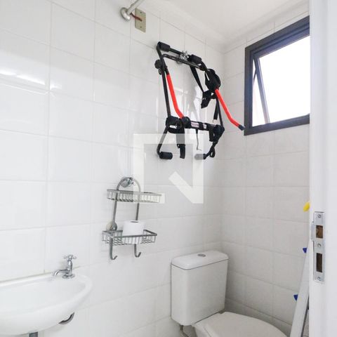 Apartamento à venda com 107m², 3 quartos e 2 vagas Apartamento à venda com 107m², 3 quartos e 2 vagasÁrea de Serviço