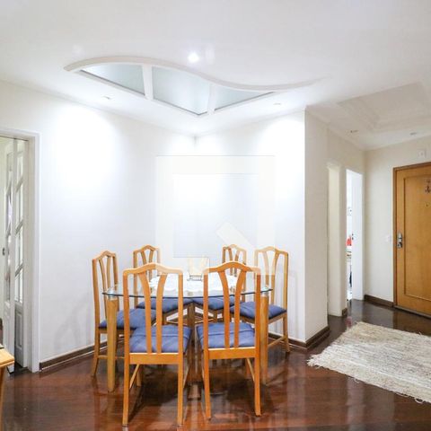 Apartamento à venda com 107m², 3 quartos e 2 vagas Apartamento à venda com 107m², 3 quartos e 2 vagasSala