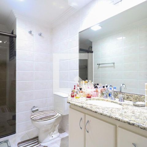 Apartamento à venda com 107m², 3 quartos e 2 vagas Apartamento à venda com 107m², 3 quartos e 2 vagasBanheiro Social