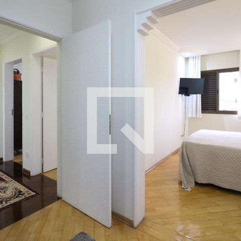 Apartamento à venda com 107m², 3 quartos e 2 vagas Apartamento à venda com 107m², 3 quartos e 2 vagasSuíte