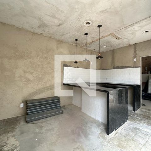 Casa à venda com 228m², 5 quartos e 4 vagas