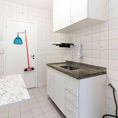 Apartamento à venda com 45m², 2 quartos e 1 vagaCozinha e Área de Serviço