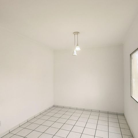 Casa à venda com 125m², 4 quartos e 2 vagasSuíte