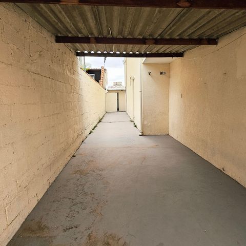 Casa à venda com 125m², 4 quartos e 2 vagasÁrea Externa