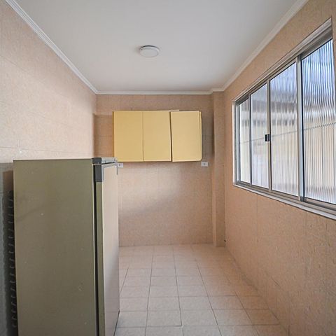 Casa à venda com 328m², 3 quartos e 6 vagasÁrea de Serviço